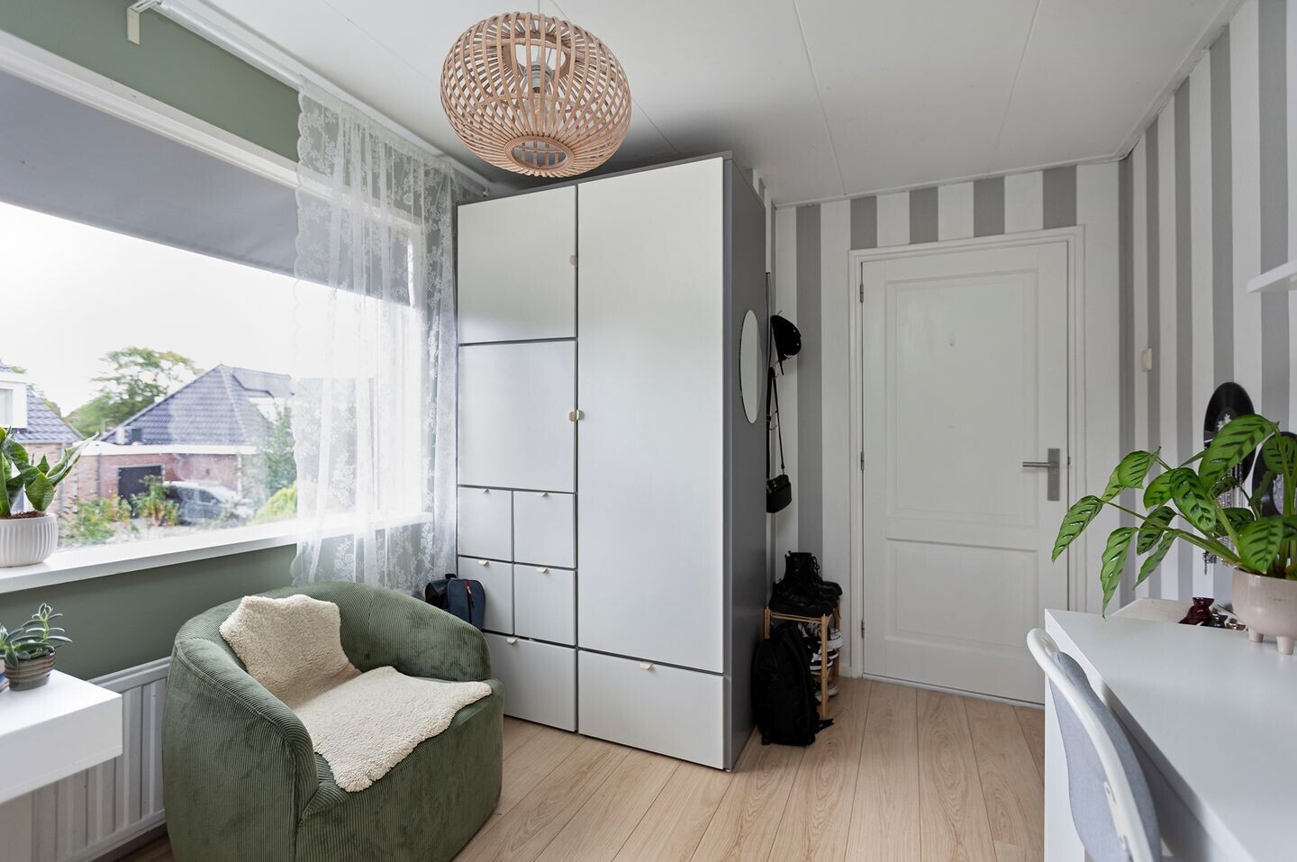 Tussenwoning te koop: Vinkebuurt 57, Zwammerdam