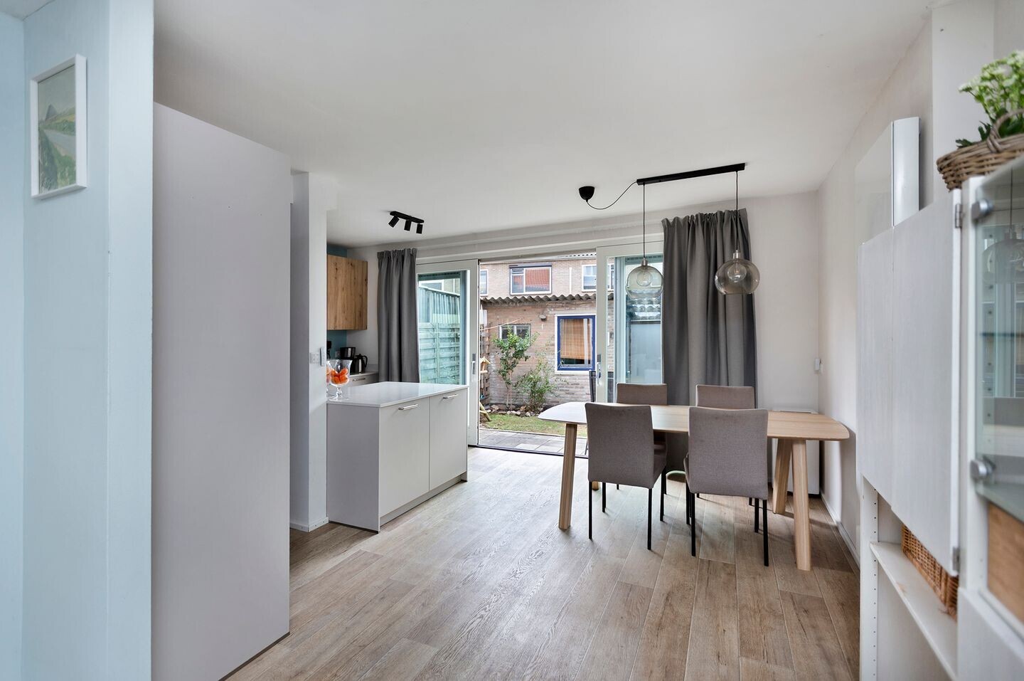 Tussenwoning te koop: Vinkebuurt 57, Zwammerdam
