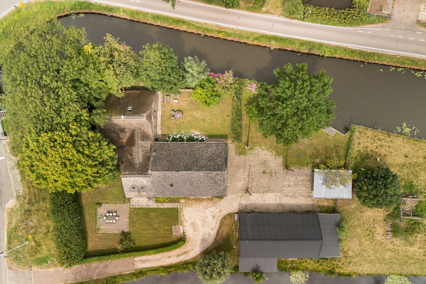 Vrijstaande woning te koop: Buitenkerk 80, Zwammerdam