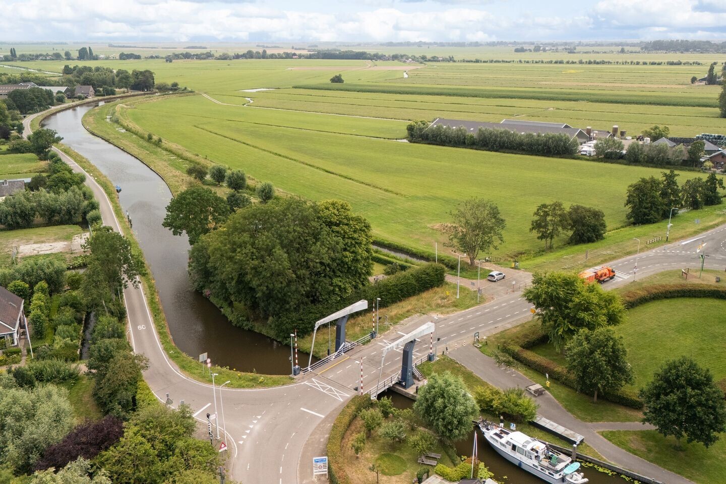 Vrijstaande woning te koop: Buitenkerk 80, Zwammerdam
