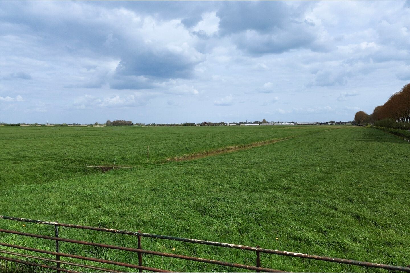 Vrijstaande woning te koop: Kerkweg 45, Woubrugge