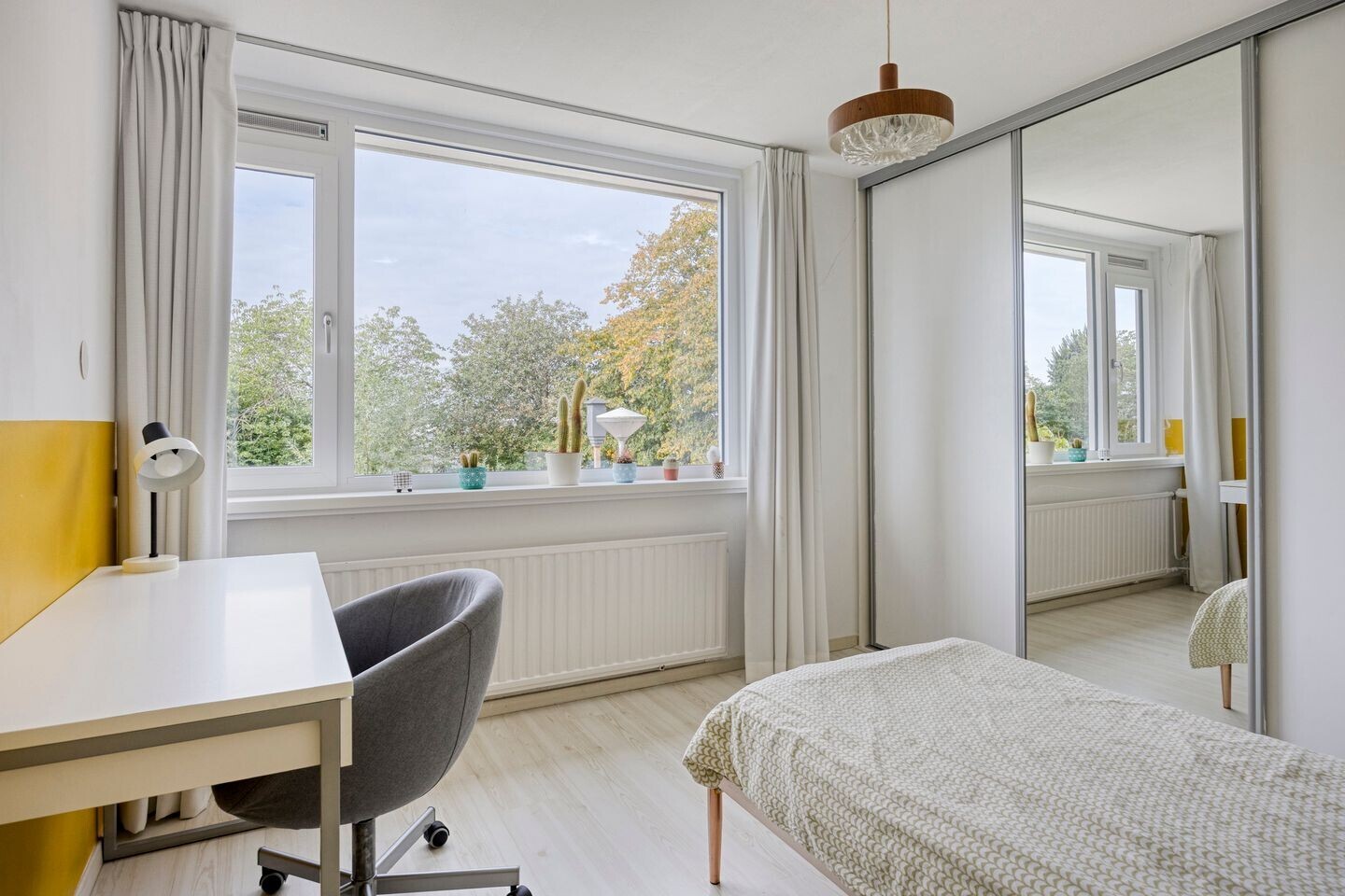Hoekwoning te koop: Vingerhoedtstraat 13, Woubrugge