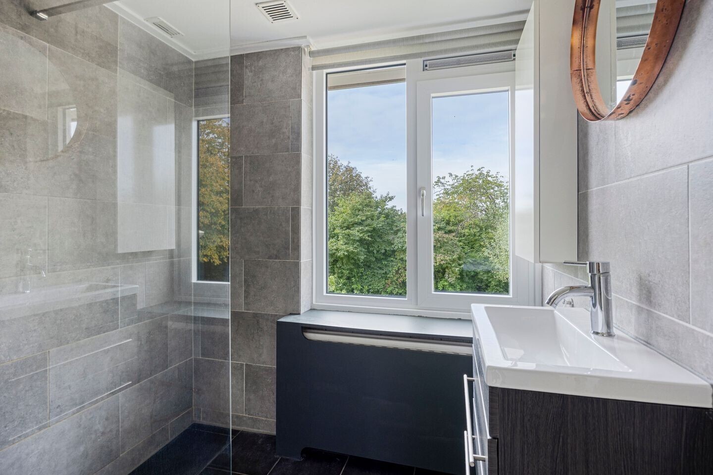 Hoekwoning te koop: Vingerhoedtstraat 13, Woubrugge