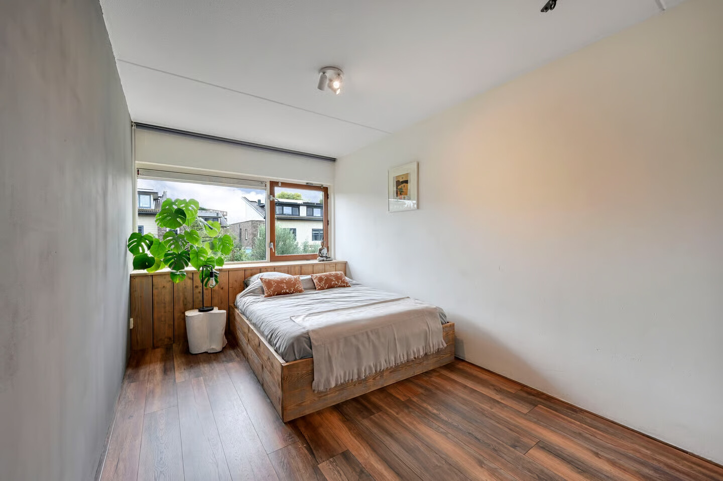 Tussenwoning te koop: Dodaarsoever 14, 'S-Gravenhage