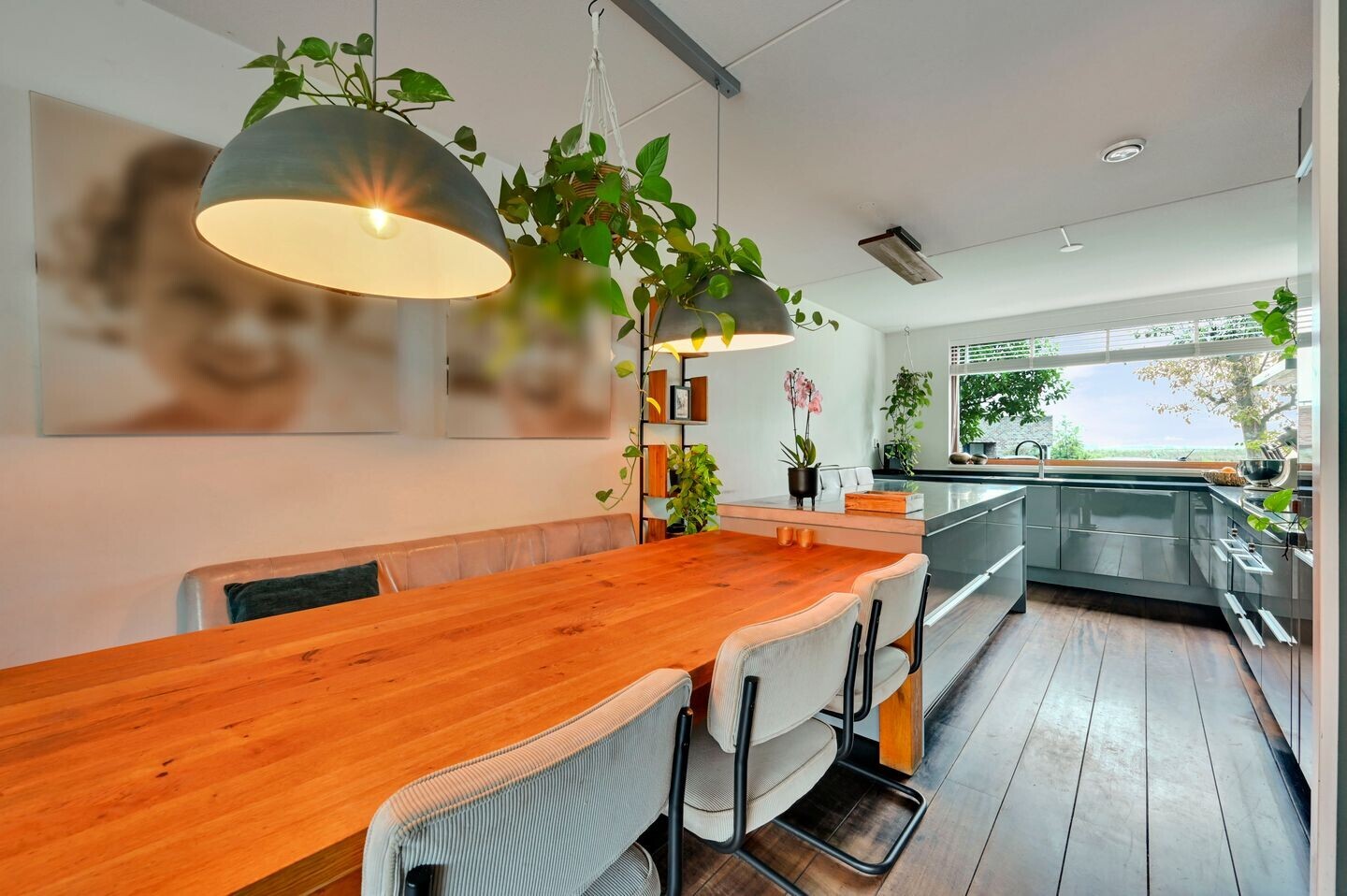 Tussenwoning te koop: Dodaarsoever 14, 'S-Gravenhage