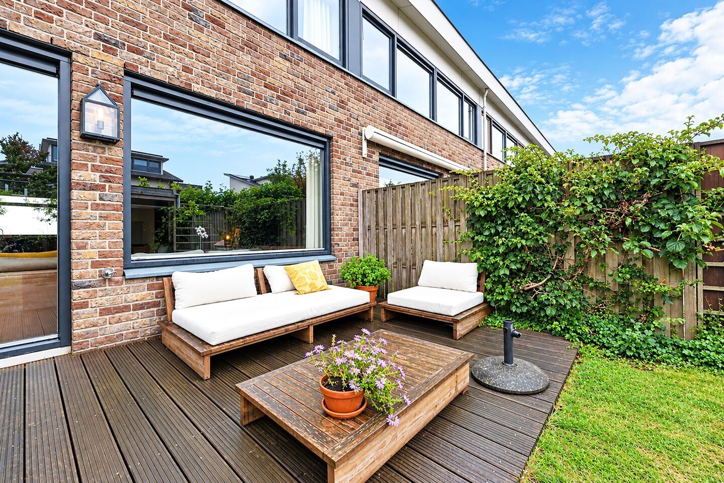 Tussenwoning te koop: Dodaarsoever 14, 'S-Gravenhage