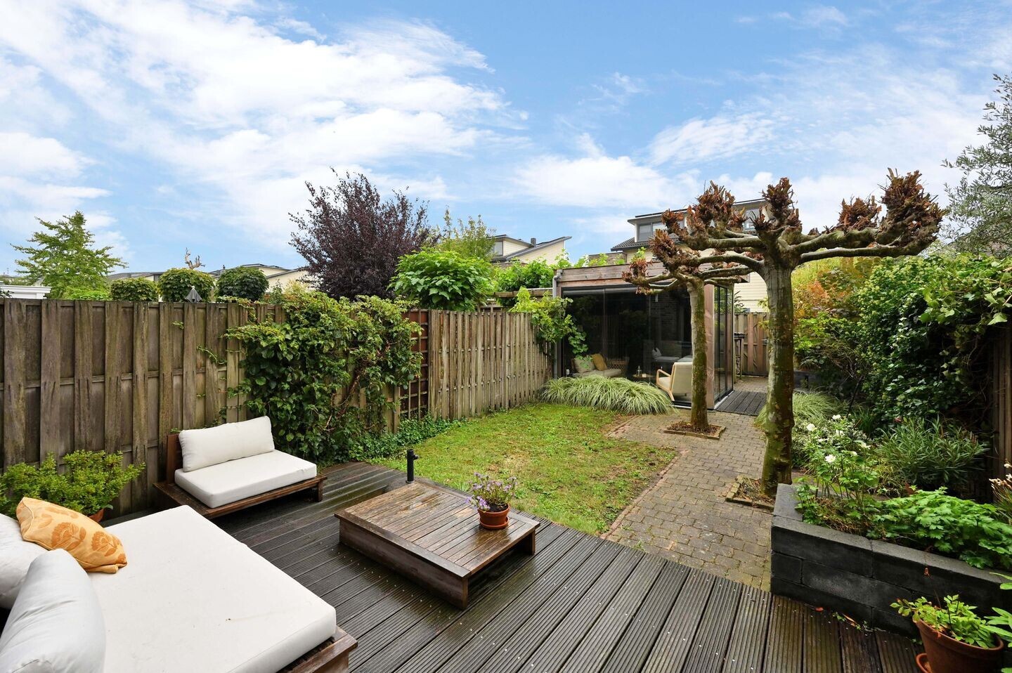 Tussenwoning te koop: Dodaarsoever 14, 'S-Gravenhage