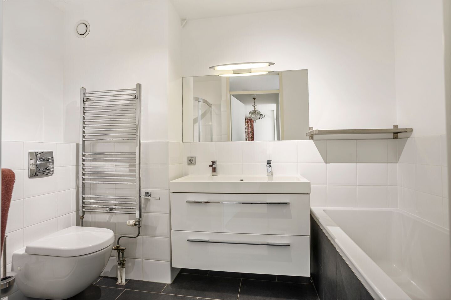Tussenwoning te koop: Handbalstraat 3, 'S-Gravenhage