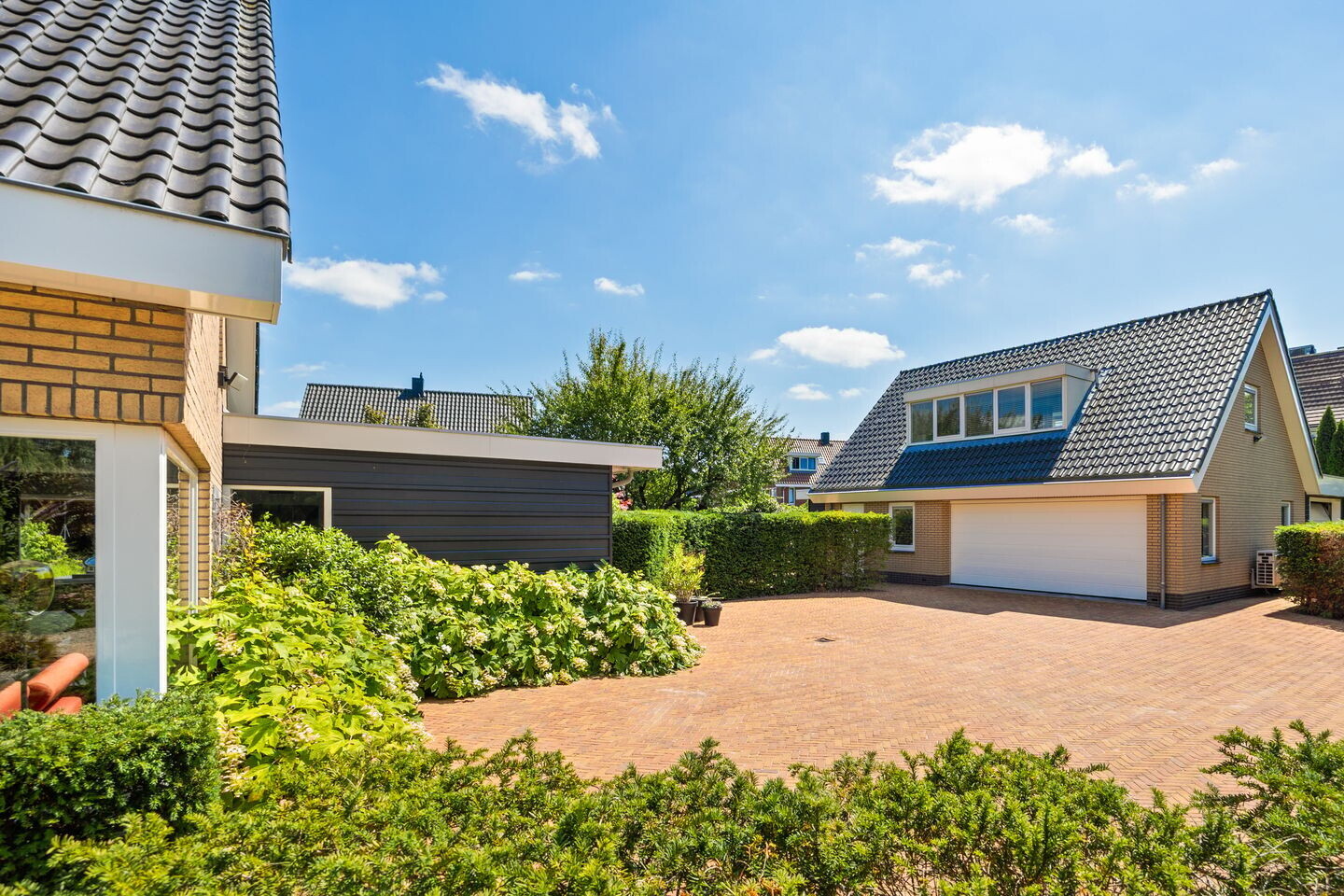 Vrijstaande woning te koop: Veenweg 194, 'S-Gravenhage