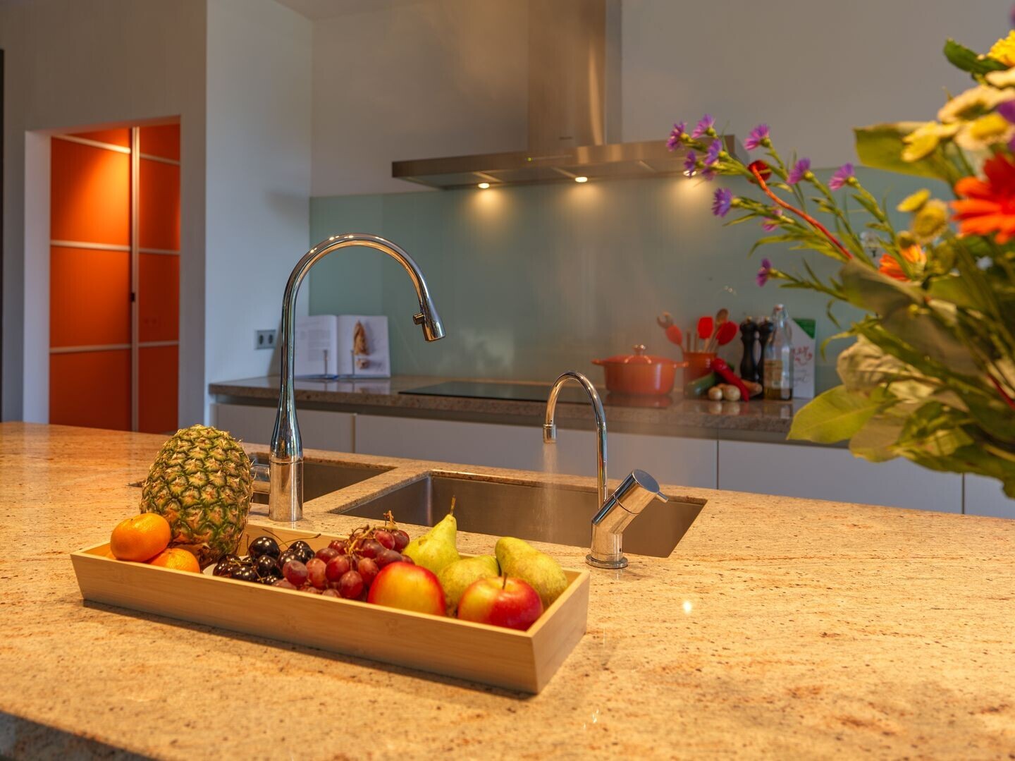 Vrijstaande woning te koop: Veenweg 194, 'S-Gravenhage