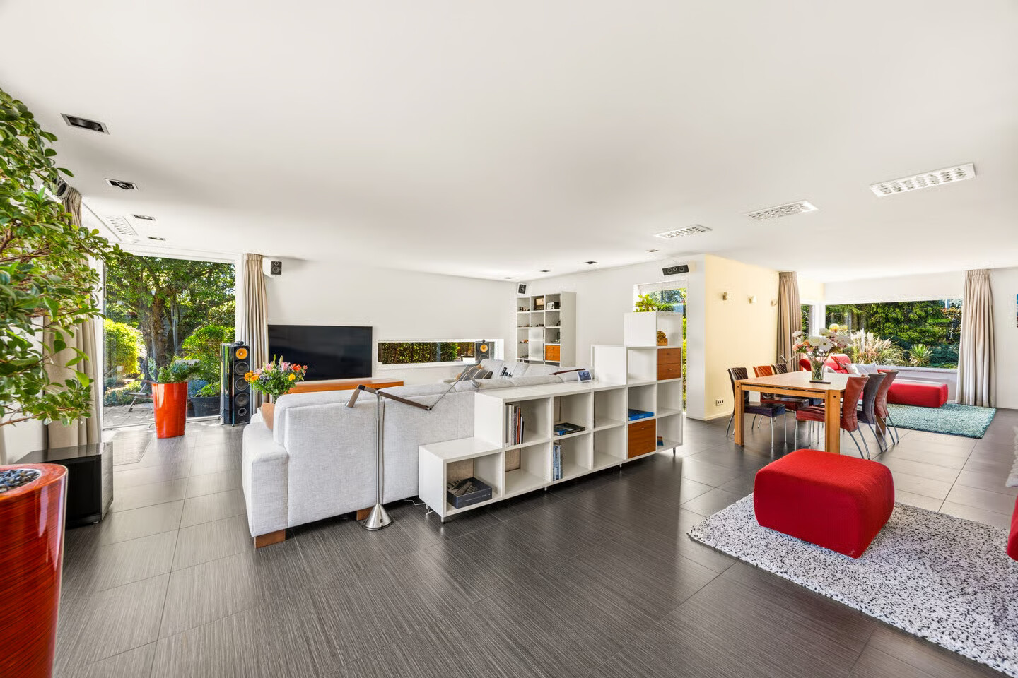 Vrijstaande woning te koop: Veenweg 194, 'S-Gravenhage
