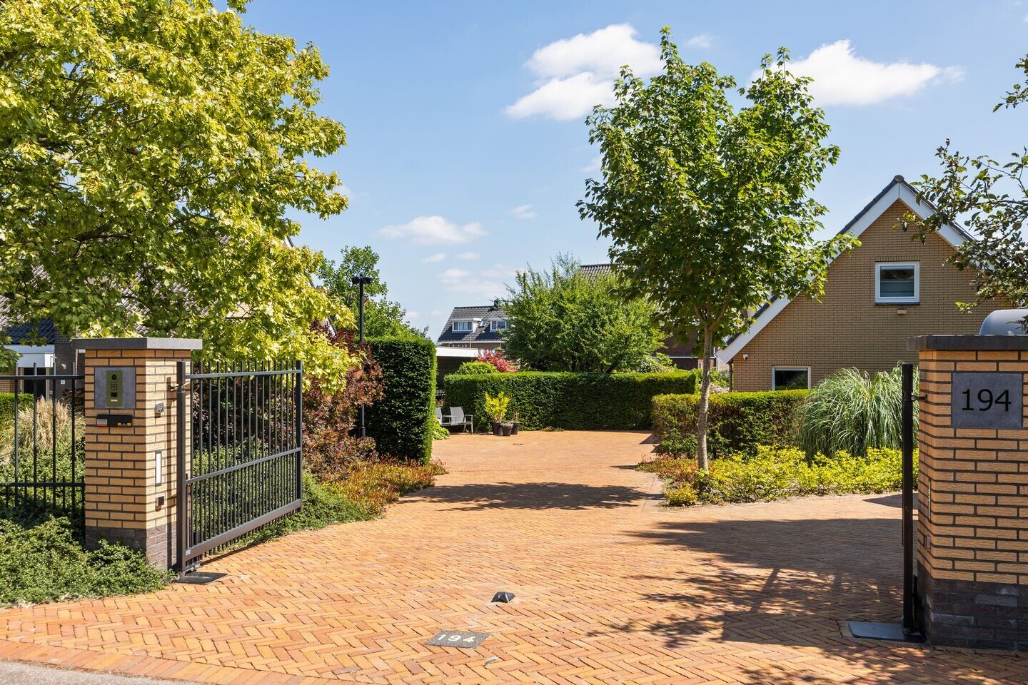 Vrijstaande woning te koop: Veenweg 194, 'S-Gravenhage