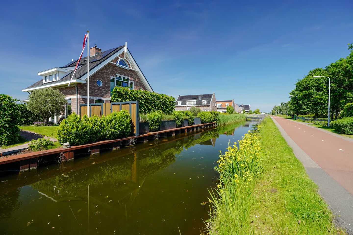Vrijstaande woning te koop: Veenweg 143, 'S-Gravenhage