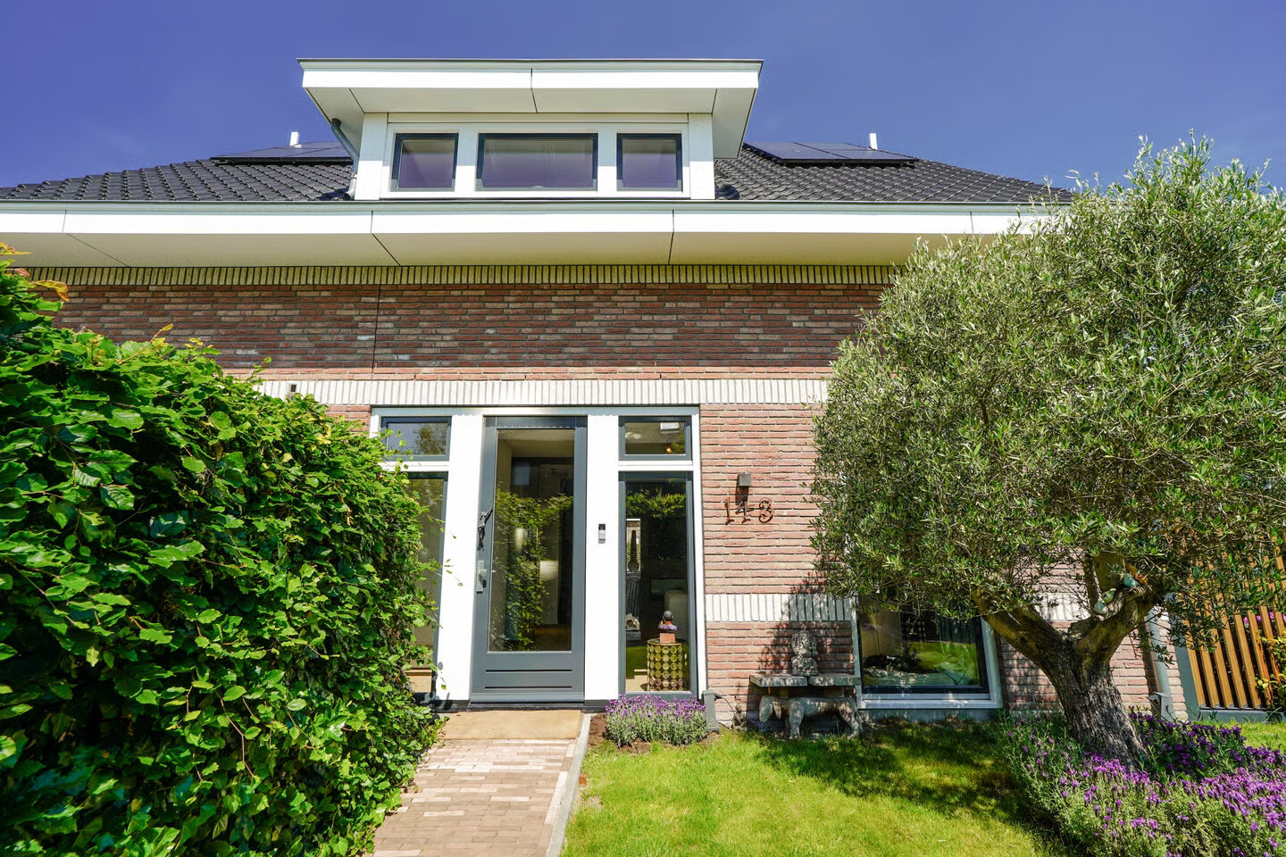 Vrijstaande woning te koop: Veenweg 143, 'S-Gravenhage