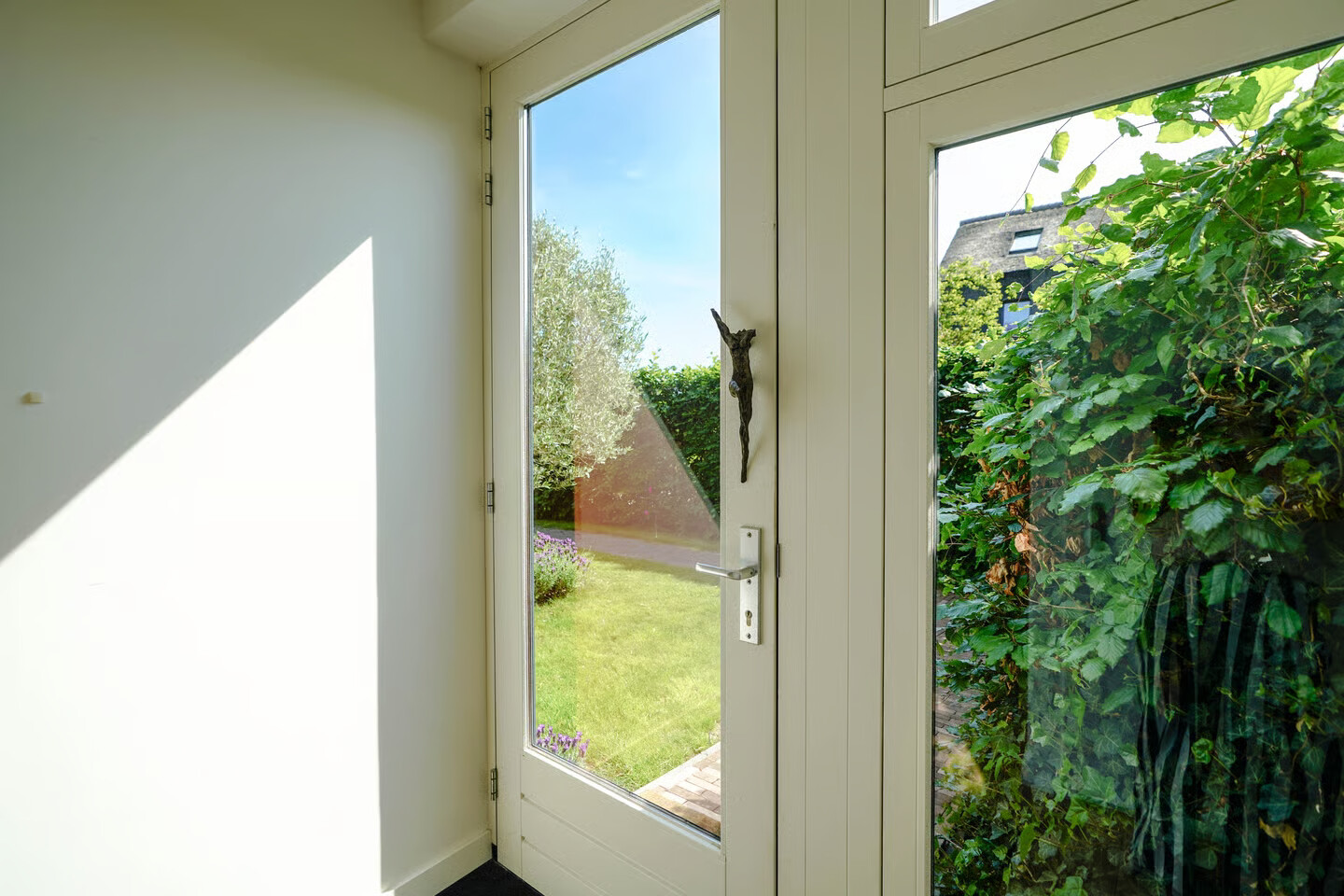 Vrijstaande woning te koop: Veenweg 143, 'S-Gravenhage