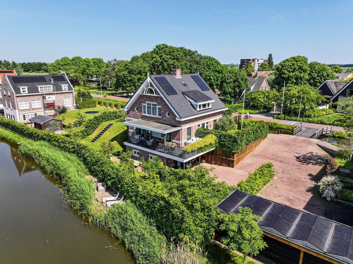 Vrijstaande woning te koop: Veenweg 143, 'S-Gravenhage