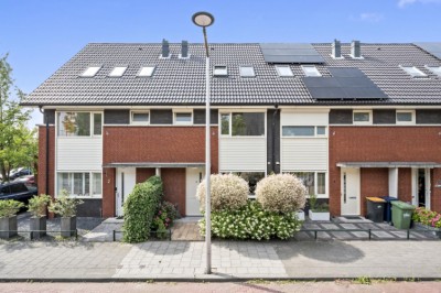 Platostraat 4