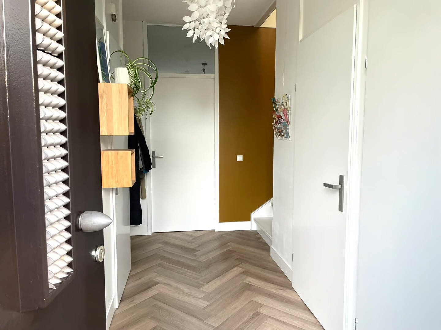 Hoekwoning te koop: Nootdorpse Landingslaan 138, 'S-Gravenhage