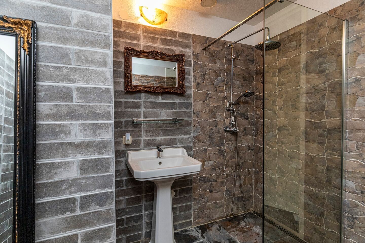 Appartement te koop: Weidevogellaan 152, 'S-Gravenhage