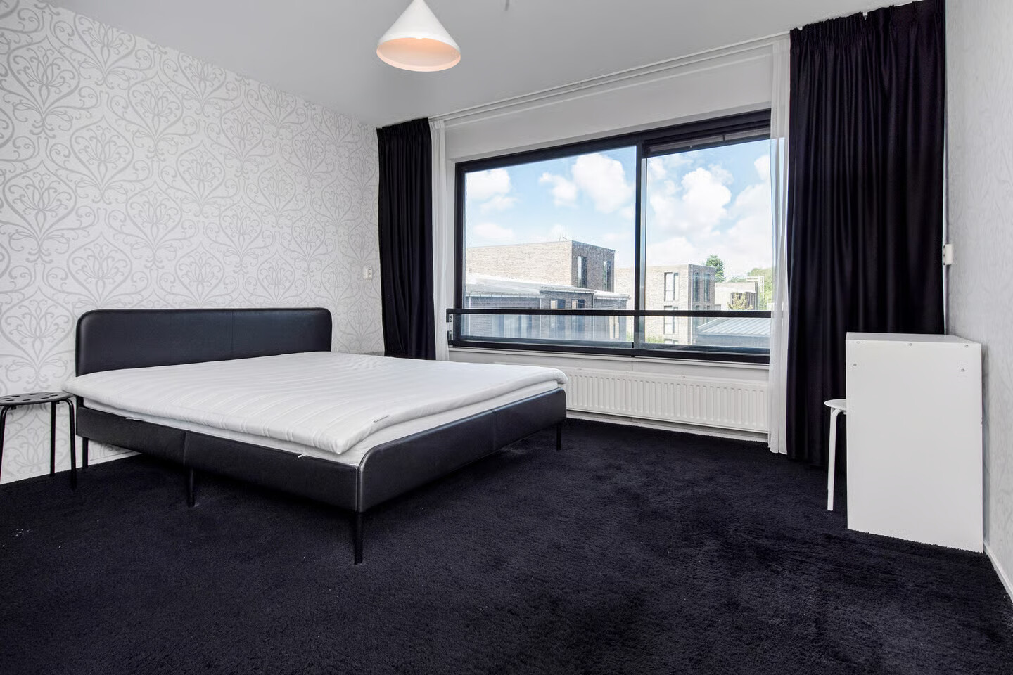 Appartement te koop: Weidevogellaan 154, 'S-Gravenhage