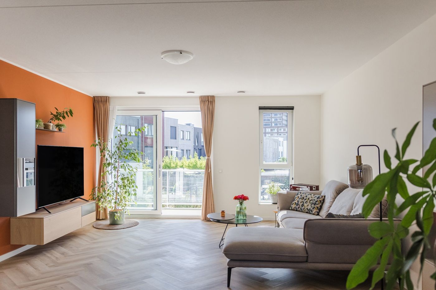 Appartement te koop: Koolwitjelaan 143, 'S-Gravenhage