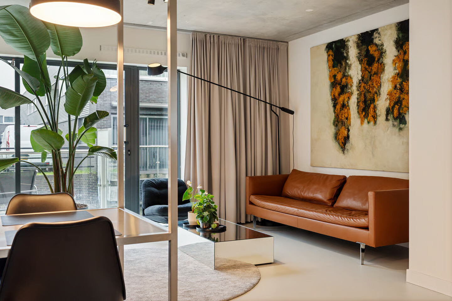 Tussenwoning te koop: Van der Voortvaart 11, 'S-Gravenhage