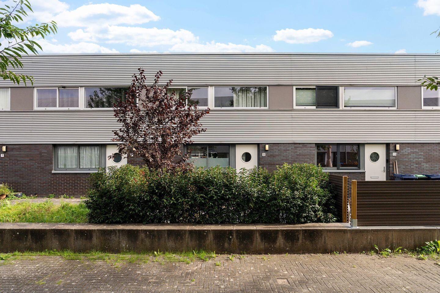 Tussenwoning te koop: Van der Voortvaart 11, 'S-Gravenhage