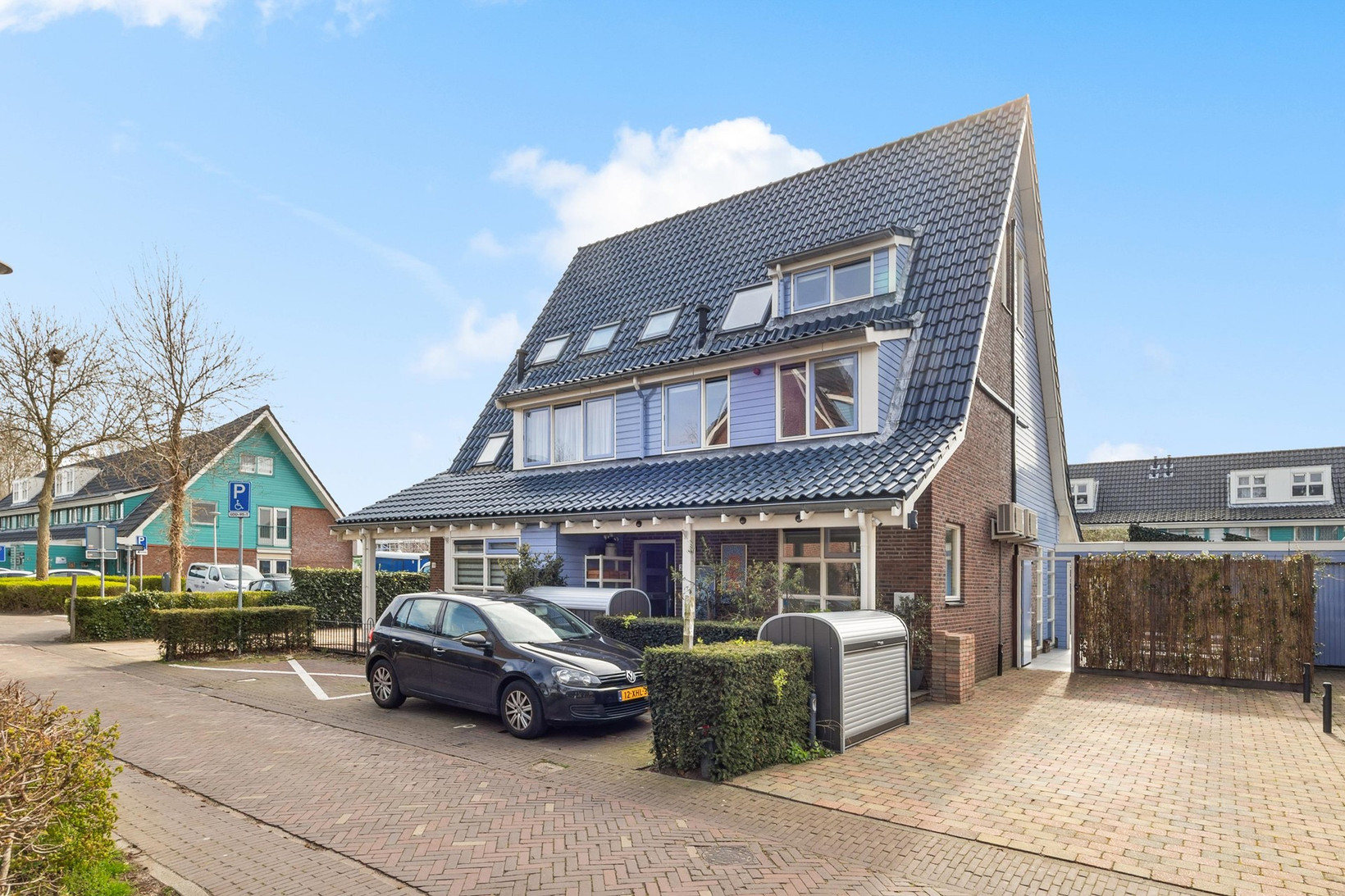 Twee-onder-één-kap te koop: Cypergras 20, 'S-Gravenhage