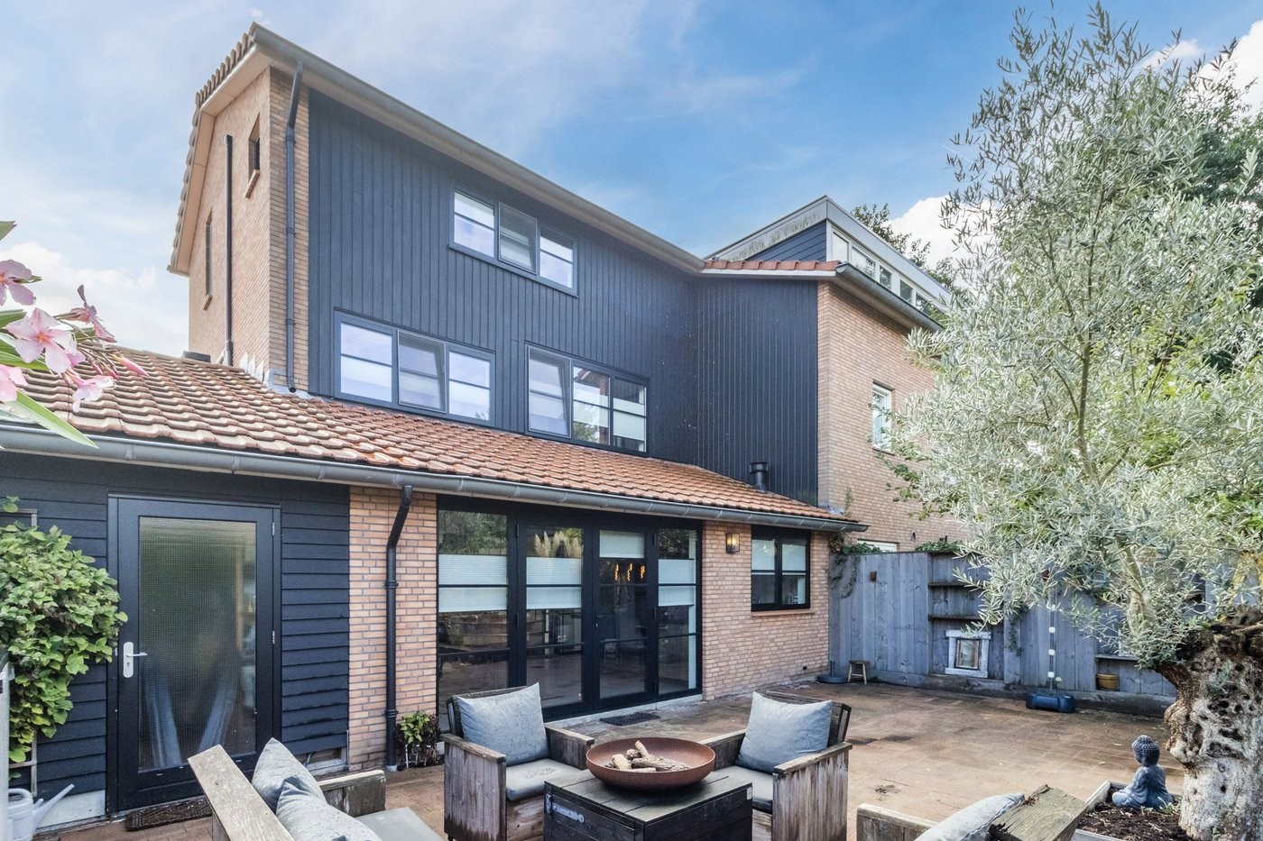 Tussenwoning te koop: Pluimzegge 31, 'S-Gravenhage