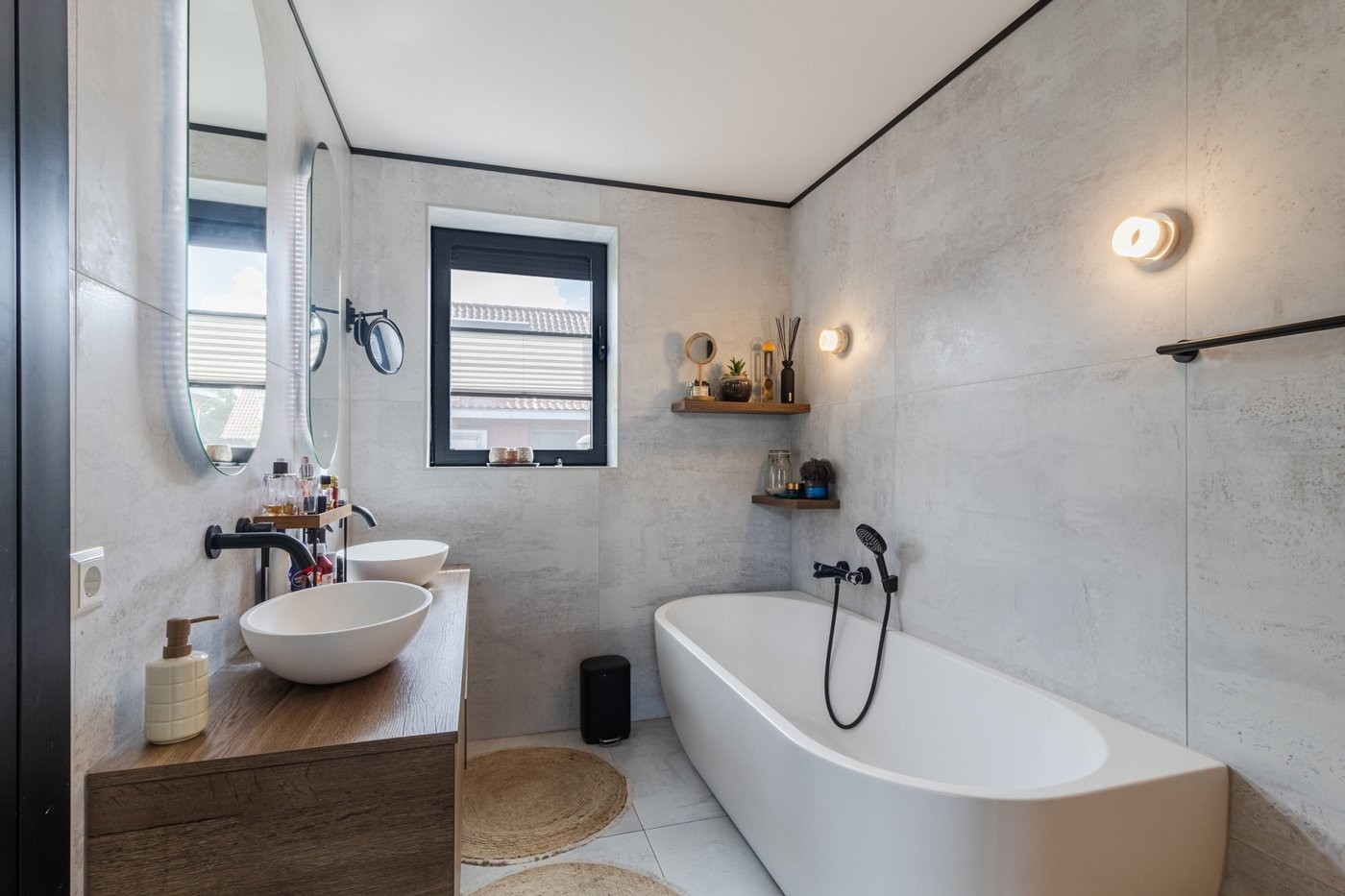 Tussenwoning te koop: Pluimzegge 31, 'S-Gravenhage