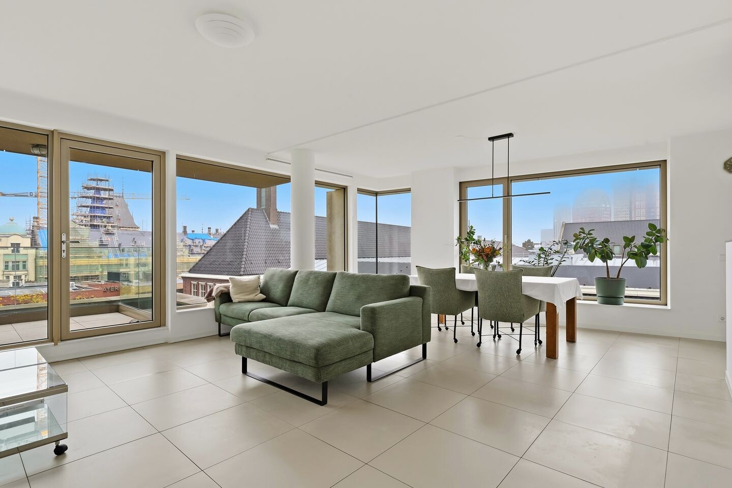 Appartement te koop: Kalvermarkt 10C, 'S-Gravenhage