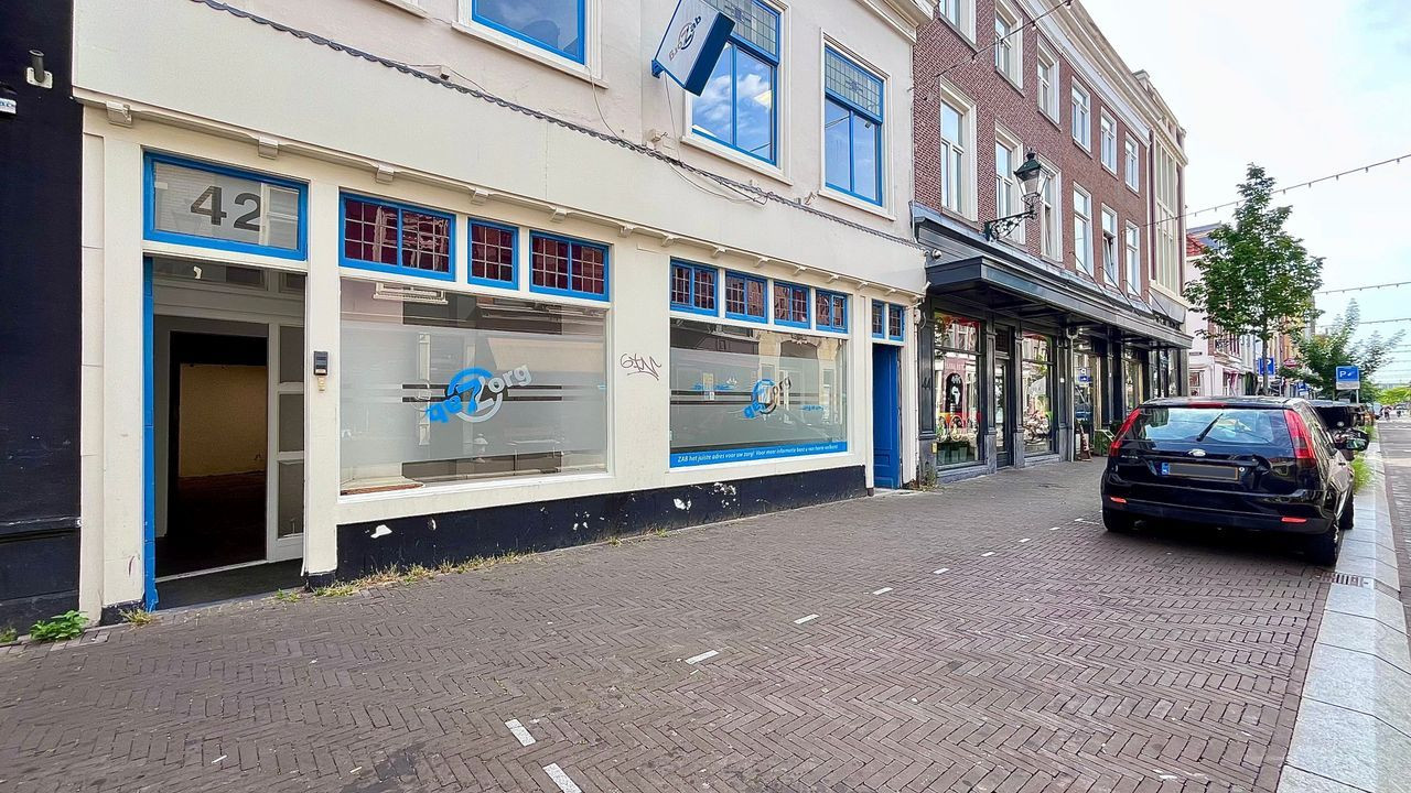 Tussenwoning te koop: Boekhorststraat 42, 'S-Gravenhage