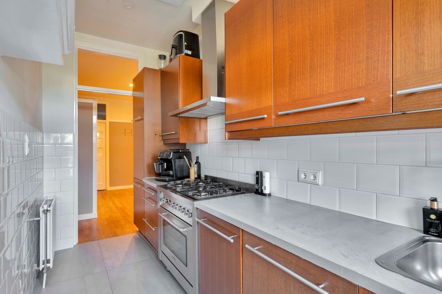 Appartement te koop: Vondelstraat 204, 'S-Gravenhage