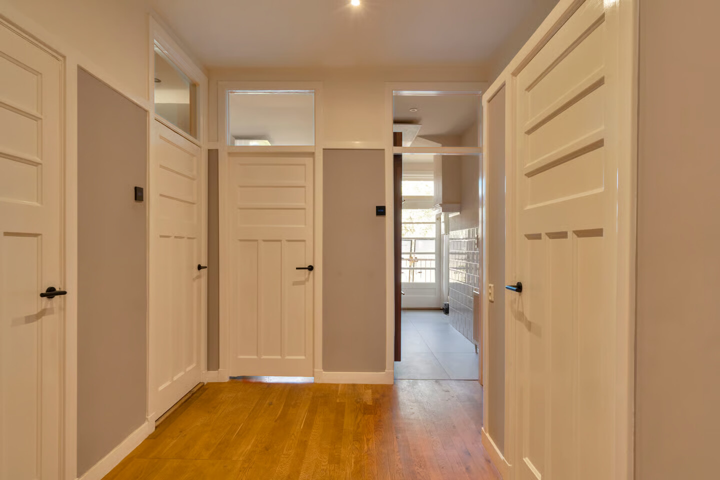 Appartement te koop: Vondelstraat 204, 'S-Gravenhage