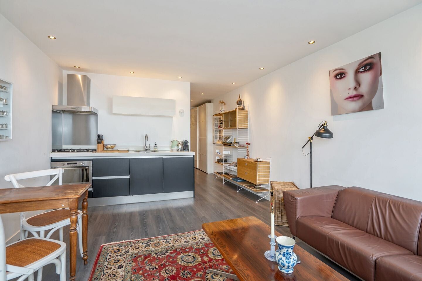 Studio te koop: Gedempte Sloot 170A, 'S-Gravenhage