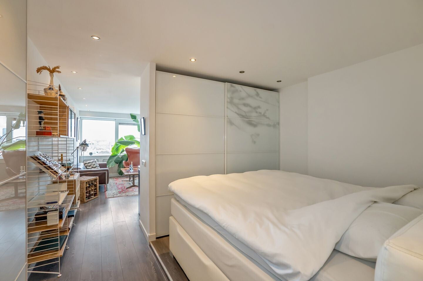 Studio te koop: Gedempte Sloot 170A, 'S-Gravenhage