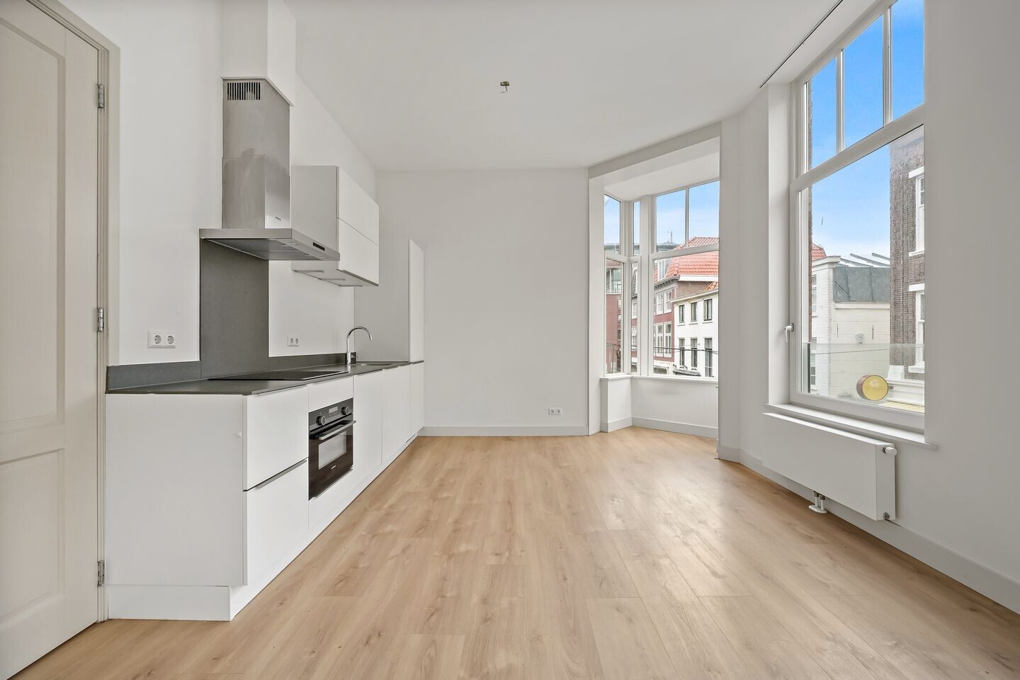 Appartement te koop: Noordeinde 190, 'S-Gravenhage