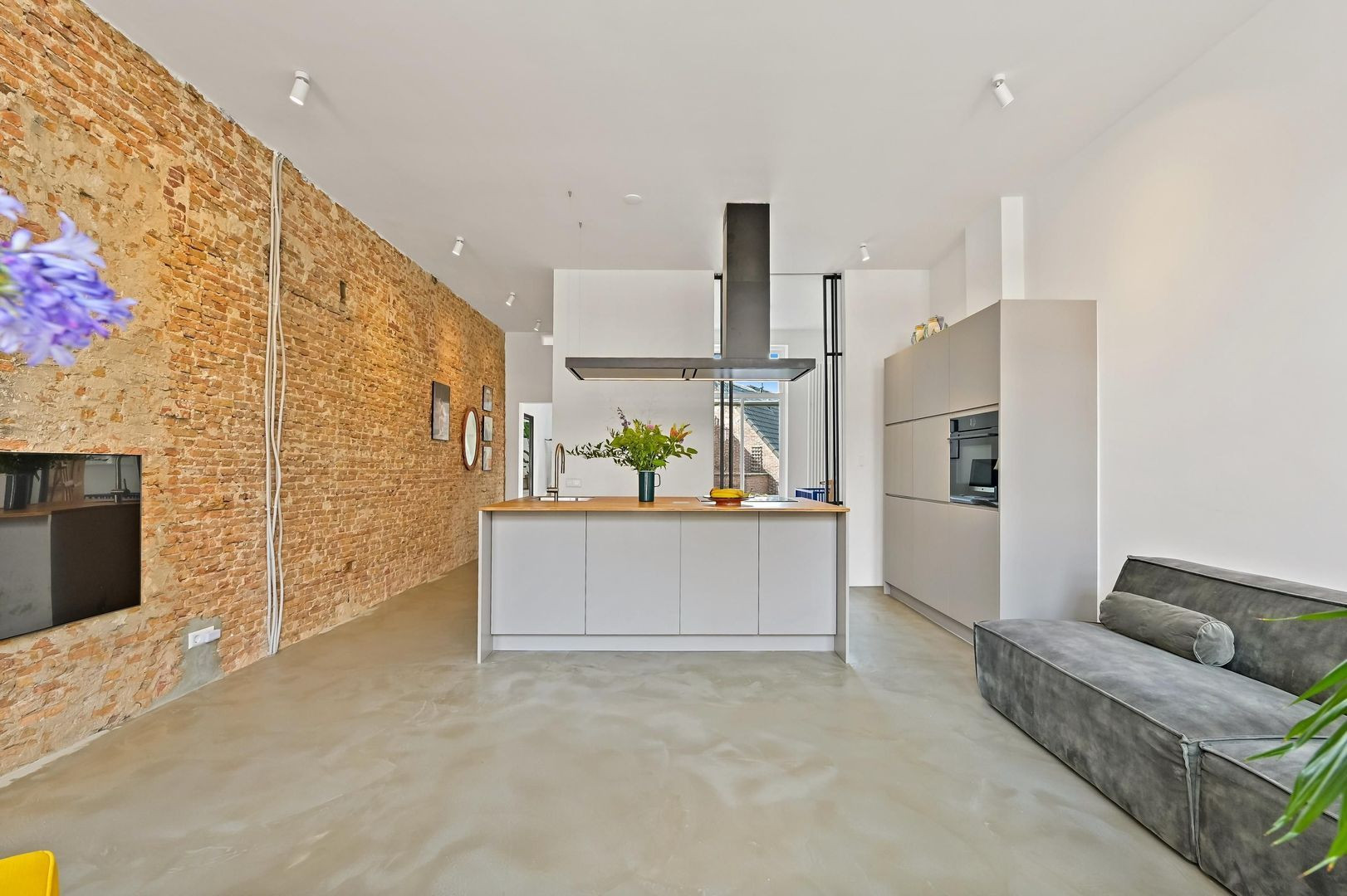 Appartement te koop: Stationsweg 43A, 'S-Gravenhage