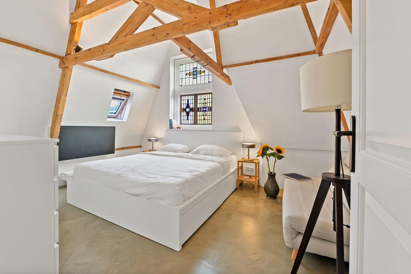 Appartement te koop: Stationsweg 43A, 'S-Gravenhage
