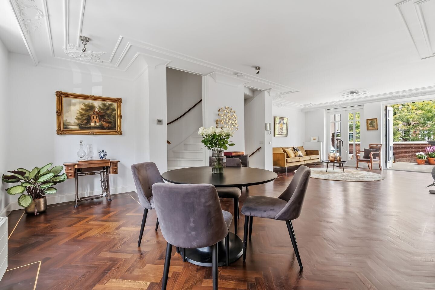 Tussenwoning te koop: Christoffel Plantijnstraat 10, 'S-Gravenhage