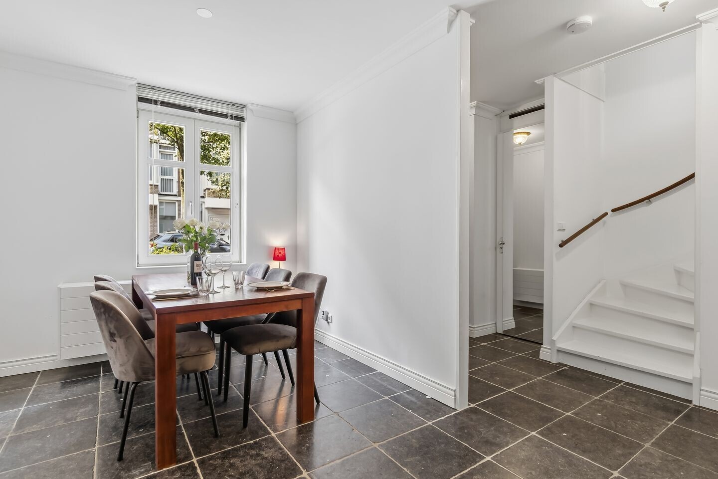 Tussenwoning te koop: Christoffel Plantijnstraat 10, 'S-Gravenhage