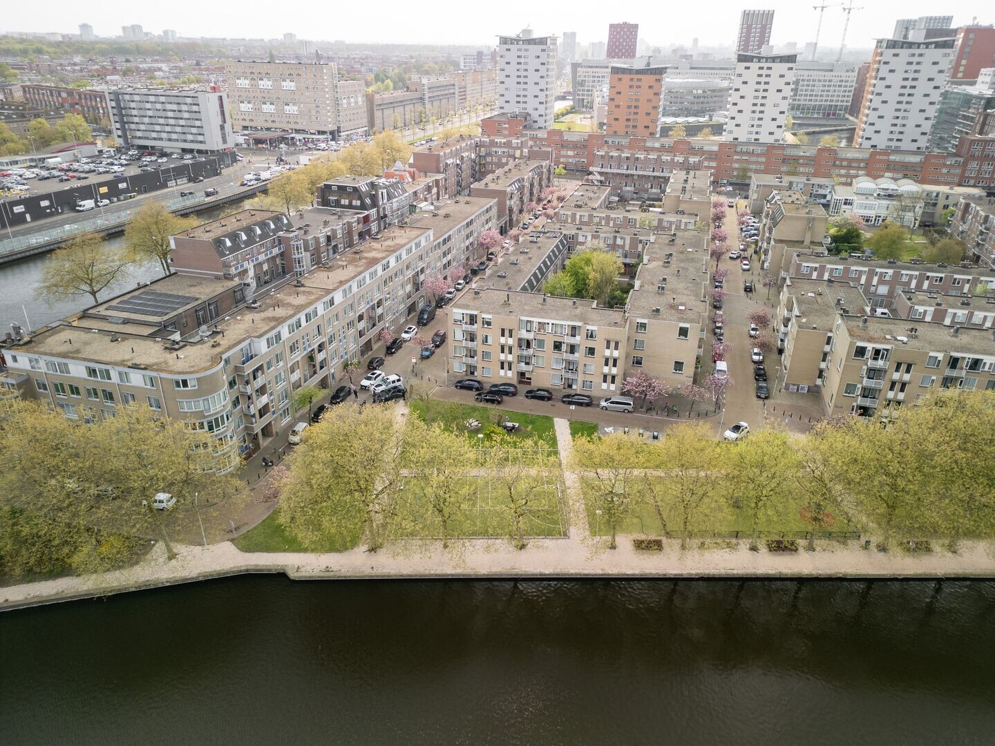 Appartement te koop: Van Leeuwenhoekstraat 151, 'S-Gravenhage