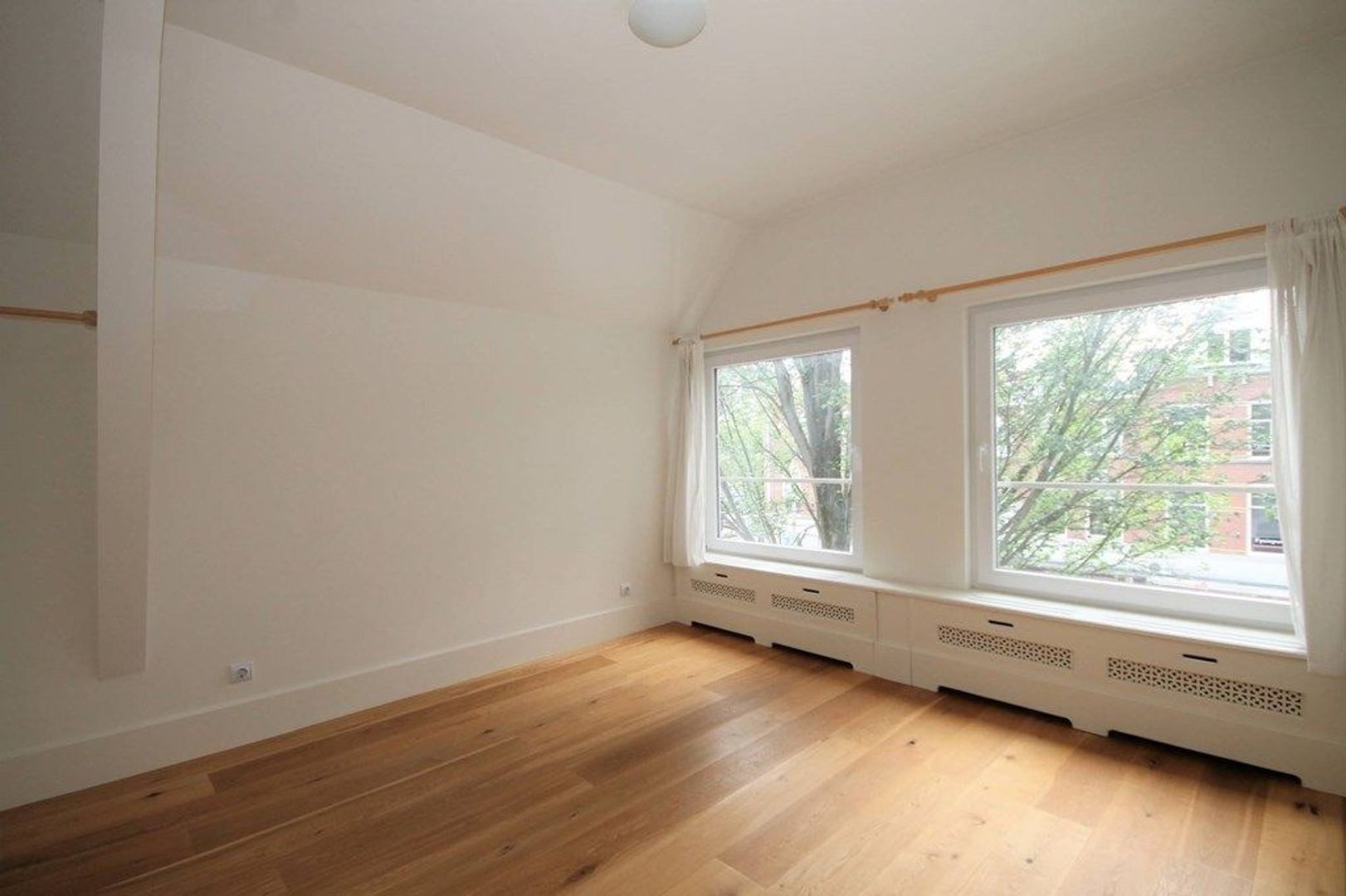 Appartement te huur: Laan van Meerdervoort 145A, 'S-Gravenhage
