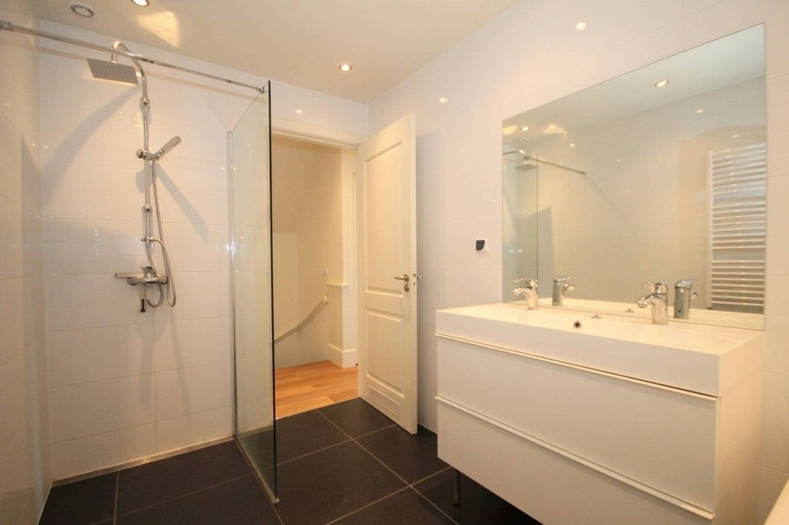 Appartement te huur: Laan van Meerdervoort 145A, 'S-Gravenhage