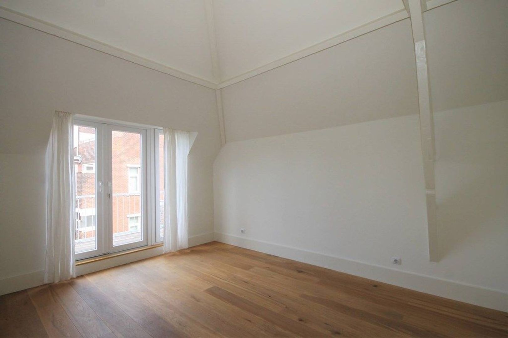 Appartement te huur: Laan van Meerdervoort 145A, 'S-Gravenhage