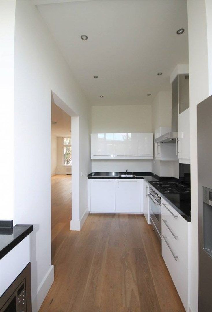 Appartement te huur: Laan van Meerdervoort 145A, 'S-Gravenhage