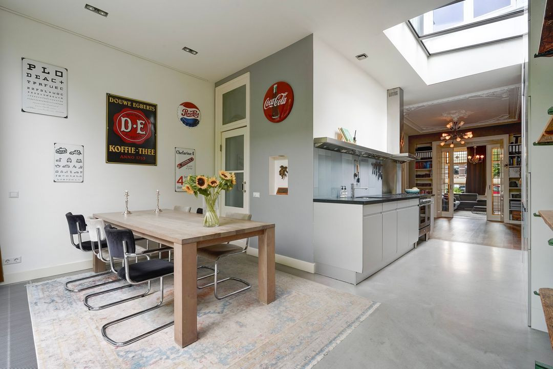 Tussenwoning te koop: Conradkade 15, 'S-Gravenhage