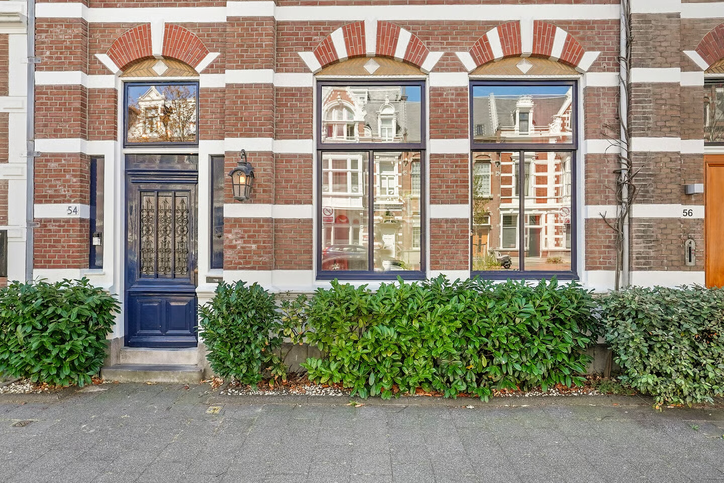 Tussenwoning te koop: Groot Hertoginnelaan 54, 'S-Gravenhage