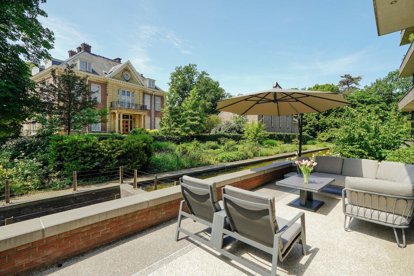 Appartement te koop: Carnegielaan 1, 'S-Gravenhage