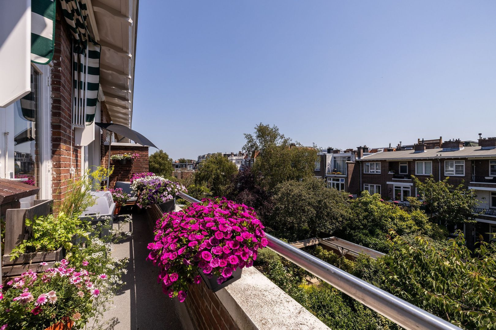 Appartement te koop: Lübeckstraat 154, 'S-Gravenhage